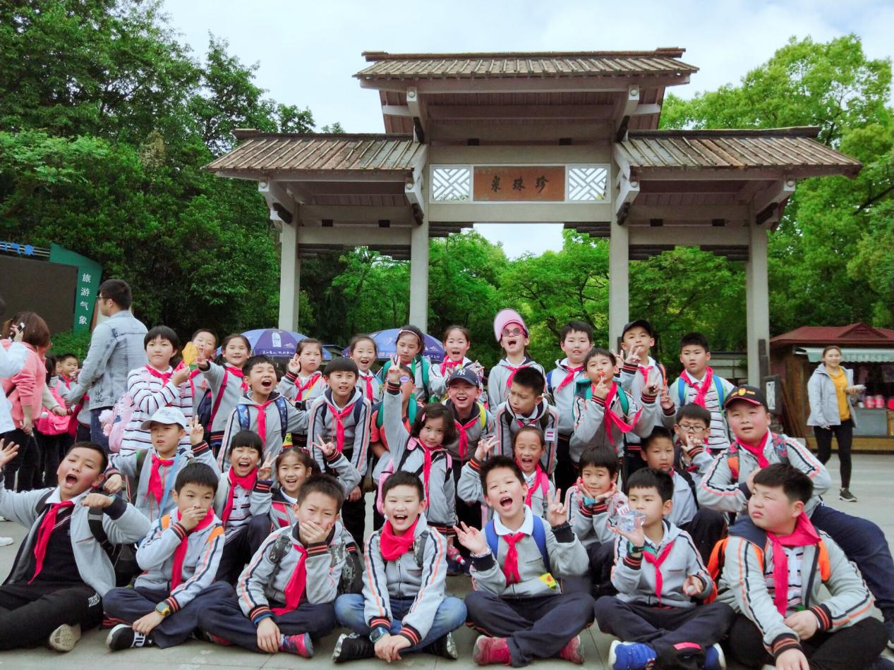 春游踏青邂逅珍珠泉南京河西外国语学校研学旅行课程顺利展开